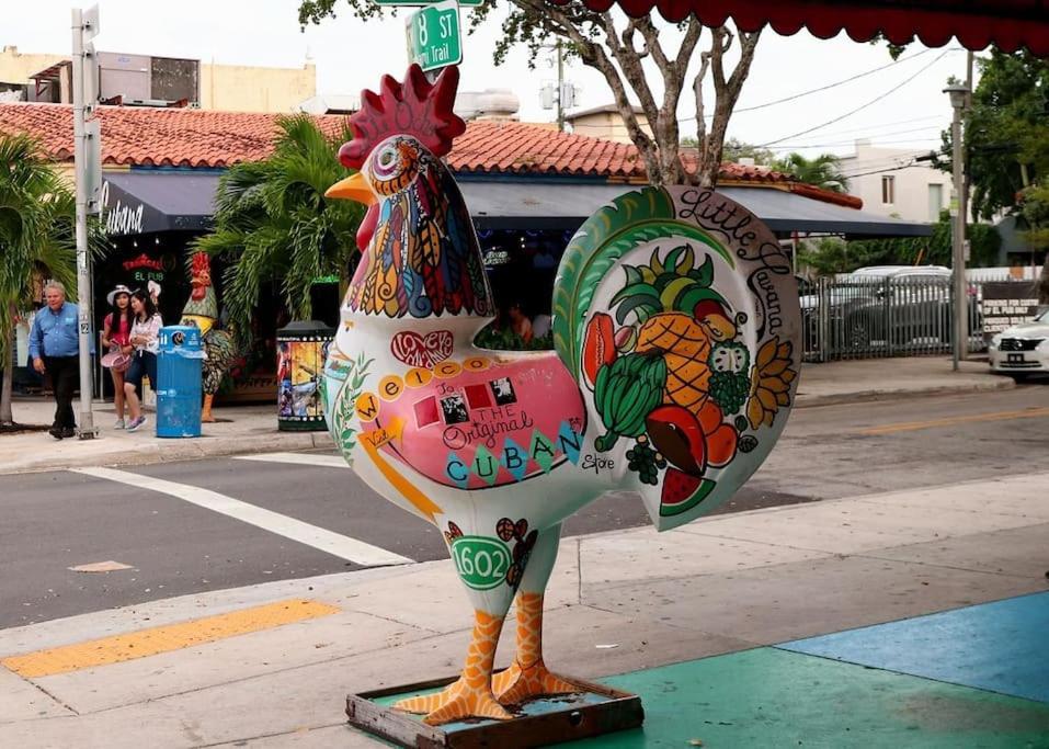Amazing Experience In Calle Ocho Miami Exterior photo